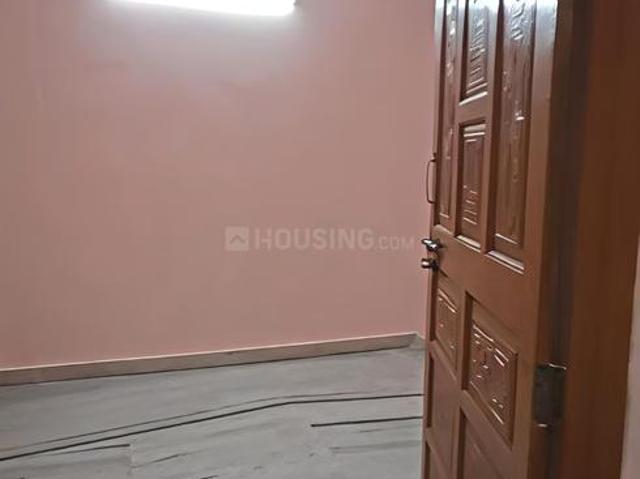 1 BHK Independent Builder Floor in Tilak Nagar for rent New Delhi. The reference number is 20018865