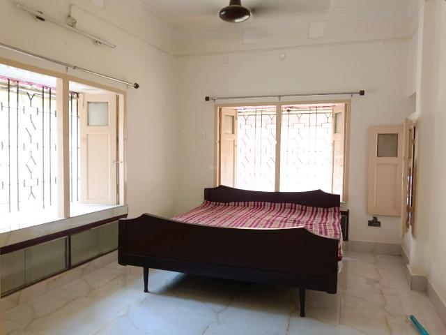 1 BHK Independent Builder Floor in Tollygunge for rent Kolkata. The reference number is 21354196