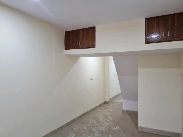 1 BHK Independent Builder Floor in Uttam Nagar for rent New Delhi. The reference number is 17018099