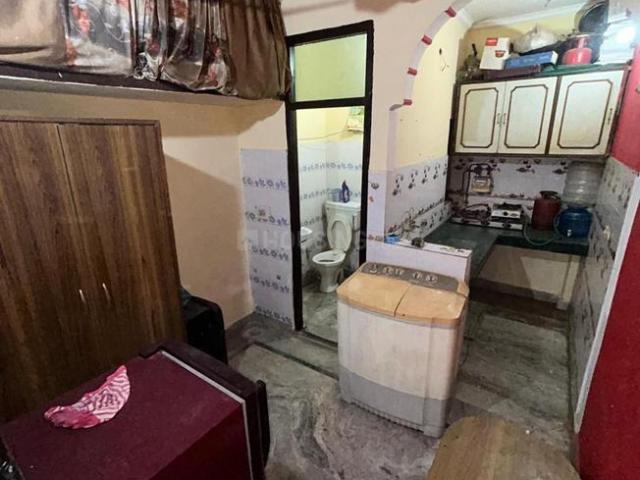 1 BHK Independent Builder Floor in Uttam Nagar for rent New Delhi. The reference number is 19863772
