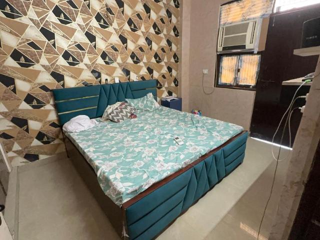 1 BHK Independent Builder Floor in Uttam Nagar for rent New Delhi. The reference number is 20381298