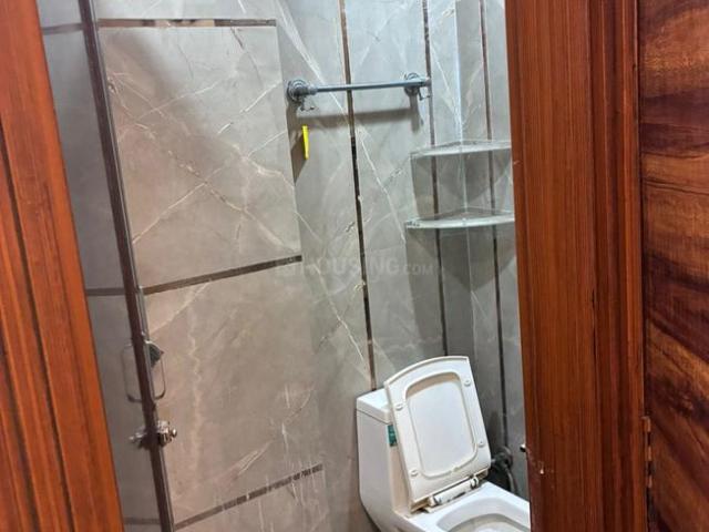 1 BHK Independent Builder Floor in Uttam Nagar for rent New Delhi. The reference number is 20401202