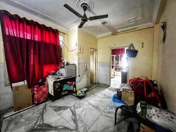 1 BHK Independent Builder Floor in Vaishali for resale Ghaziabad. The reference number is 17867142