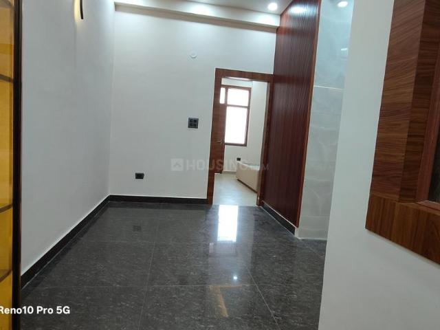 1 BHK Independent Builder Floor in Vaishali for resale Ghaziabad. The reference number is 19571193