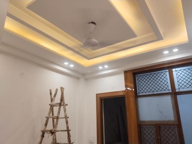 1 BHK Independent Builder Floor in Vaishali for resale Ghaziabad. The reference number is 20493194