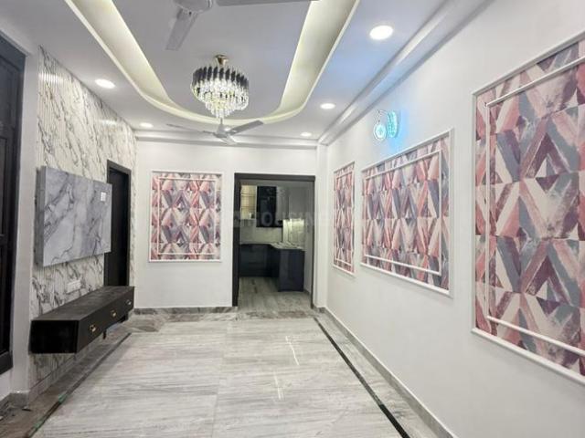 1 BHK Independent Builder Floor in Vaishali for resale Ghaziabad. The reference number is 20553363