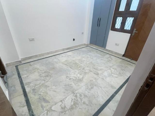 1 BHK Independent Builder Floor in Vaishali for resale Ghaziabad. The reference number is 20584713