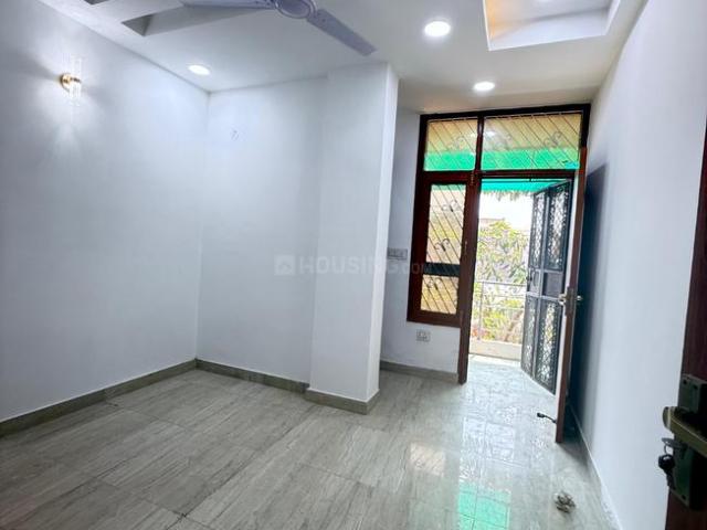 1 BHK Independent Builder Floor in Vaishali for resale Ghaziabad. The reference number is 21236336