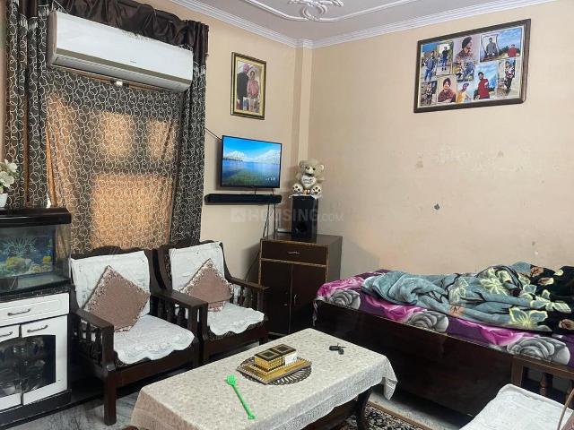 1 BHK Independent Builder Floor in Vishnu Garden for resale New Delhi. The reference number is 15951111