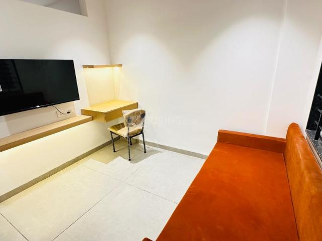 1 BHK Independent Builder Floor in Vishnu Puri Colony for rent Indore. The reference number is 18935243