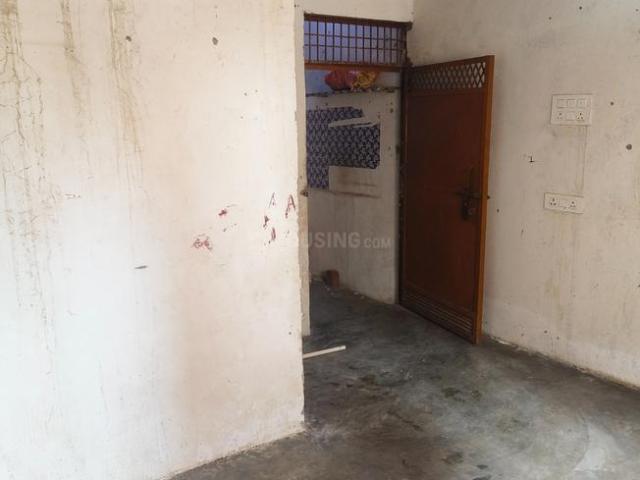 1 BHK Independent Builder Floor in Yamuna Bank for rent New Delhi. The reference number is 20993224