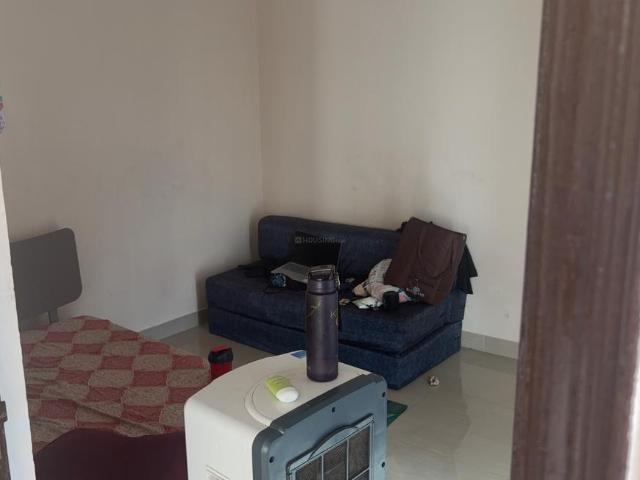 1 BHK Independent House in Tech Zone for rent Greater Noida. The reference number is 20753823