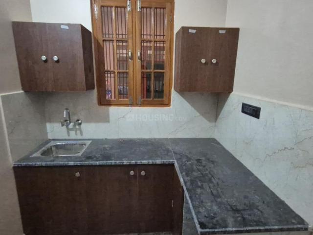 1 BHK Independent House in Transport Nagar for rent Lucknow. The reference number is 20349401