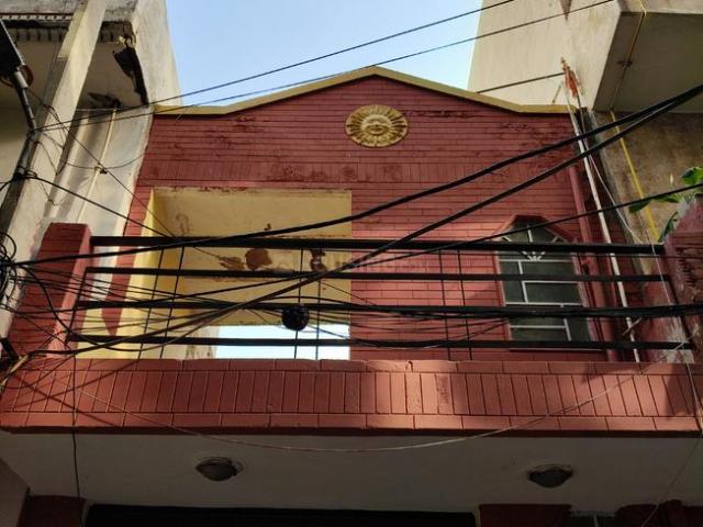 1 BHK Independent House in Uttam Nagar for rent New Delhi. The reference number is 21239550
