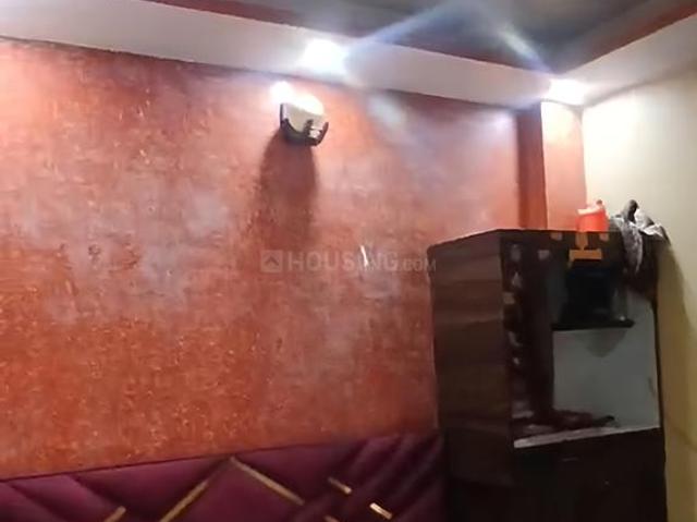 1 BHK Independent House in Uttam Nagar for resale New Delhi. The reference number is 20832367