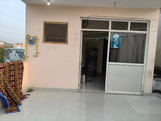 1 BHK Independent House in Vaishali for rent Ghaziabad. The reference number is 19347754