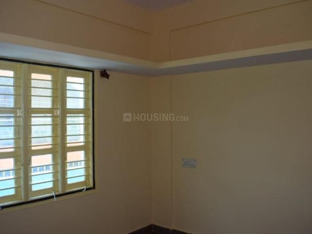 1 BHK Independent House in Varanasi for rent Bengaluru. The reference number is 21221038