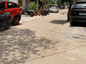 1 BHK Independent House in Vasundhara for resale Ghaziabad. The reference number is 20304778