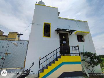 1 BHK Independent House in Vengikkal for rent Tiruvannamalai. The reference number is 20436801