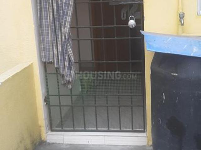 1 BHK Independent House in Velachery for rent Chennai. The reference number is 19640382