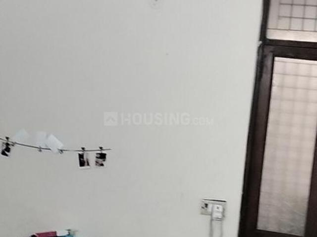 1 BHK Independent House in Vishnu Garden for rent New Delhi. The reference number is 18175525