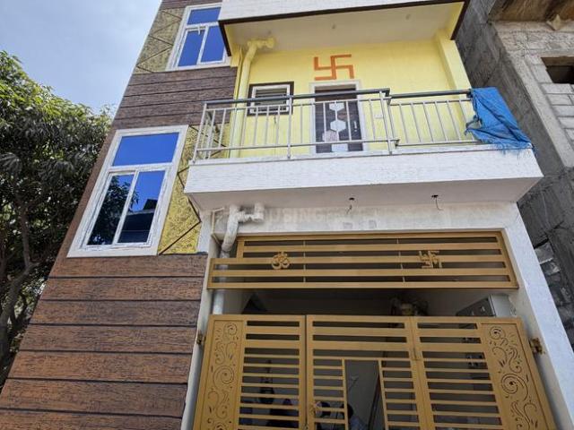 1 BHK Independent House in Whitefield for rent Bengaluru. The reference number is 21029527