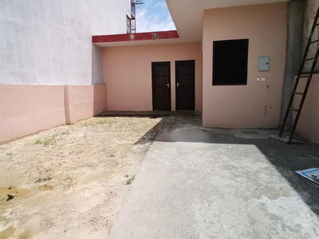 1 BHK Independent House in Yeida for rent Greater Noida. The reference number is 15102215