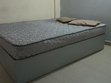 1 BHK Independent House in Adugodi for rent Bengaluru. The reference number is 20399962
