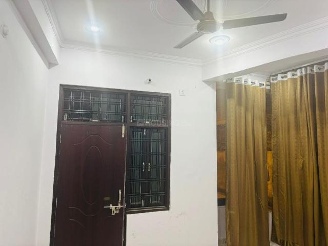 1 BHK Independent House in Aminabad for rent Lucknow. The reference number is 15766803