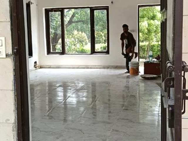 1 BHK Independent House in Ansal Golf Links 1 for rent Greater Noida. The reference number is 20895732