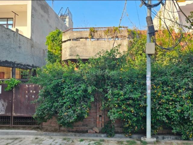 1 BHK Independent House in Ashiyana for resale Lucknow. The reference number is 19512891