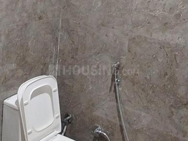 1 BHK Independent House in Ashok Vihar Phase 2 for rent Gurgaon. The reference number is 21048367