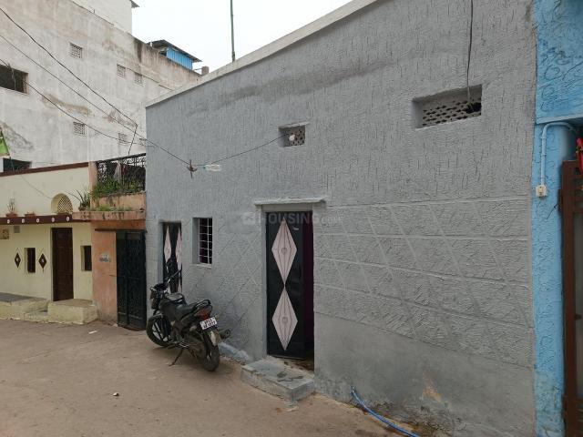 1 BHK Independent House in Asif Nagar for resale Hyderabad. The reference number is 18470438