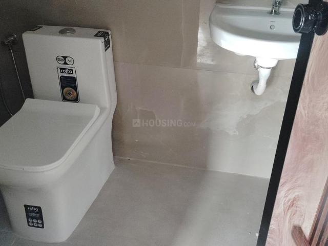 1 BHK Independent House in Arakkkakadavu for rent Kochi. The reference number is 21088123