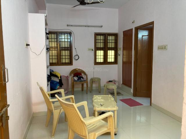1 BHK Independent House in Arumbakkam for rent Chennai. The reference number is 21008195
