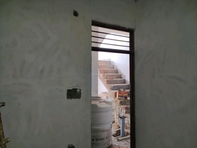 1 BHK Independent House in Bamheta Village for resale Ghaziabad. The reference number is 19259037