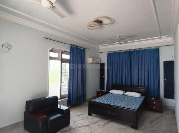 1 BHK Independent House in Banjara Hills for rent Hyderabad. The reference number is 20433543
