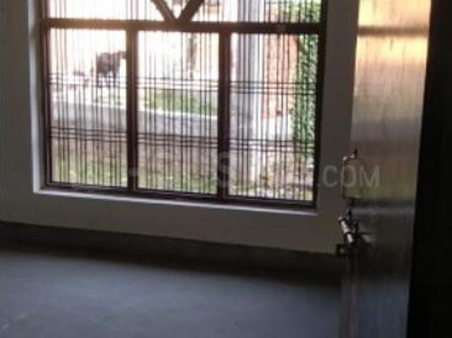 1 BHK Independent House in Bagatpur for rent Varanasi. The reference number is 18931949