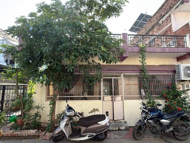 1 BHK Independent House in Bapunagar for resale Ahmedabad. The reference number is 21182672