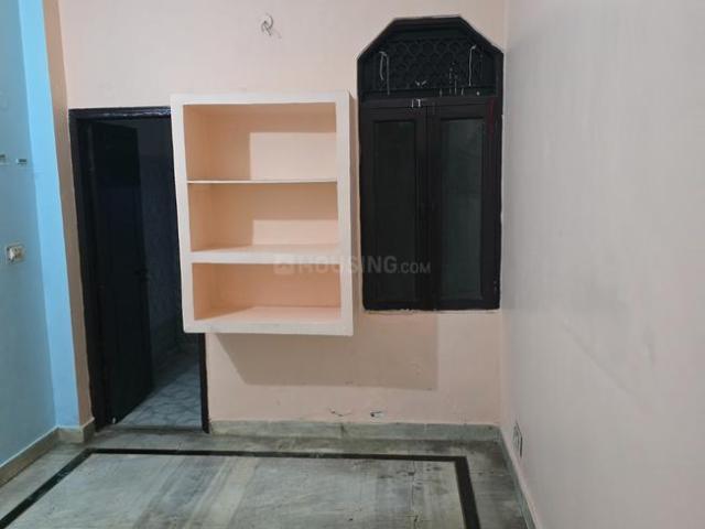 1 BHK Independent House in Beta II for rent Greater Noida. The reference number is 20602098