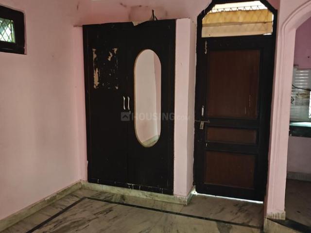 1 BHK Independent House in Beta II for rent Greater Noida. The reference number is 20778795