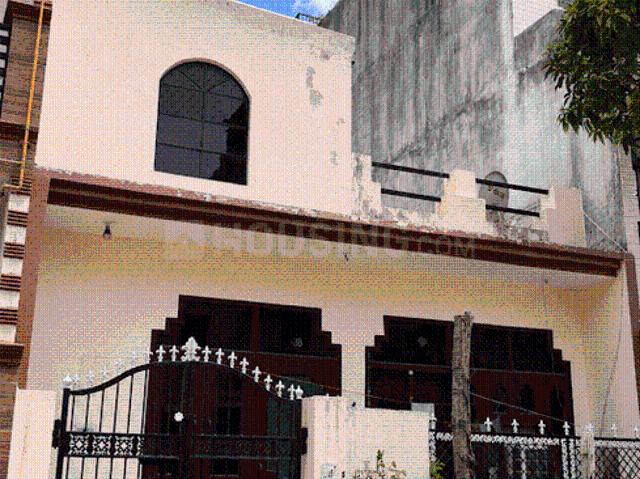 1 BHK Independent House in Beta II for resale Greater Noida. The reference number is 20473718