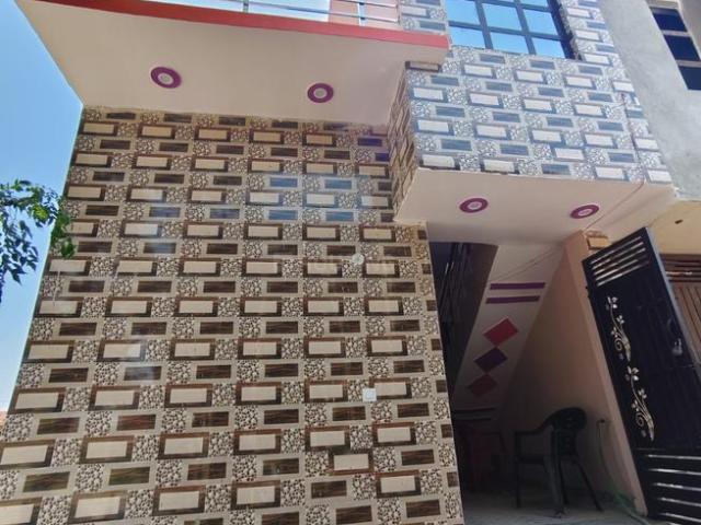 1 BHK Independent House in Budheshwar for resale Lucknow. The reference number is 20161781