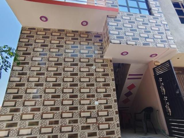 1 BHK Independent House in Budheshwar for resale Lucknow. The reference number is 20383482