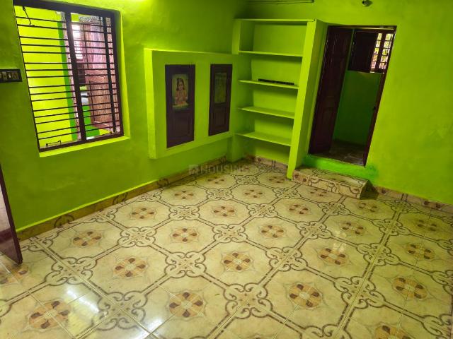 1 BHK Independent House in Choolaimedu for rent Chennai. The reference number is 20784432
