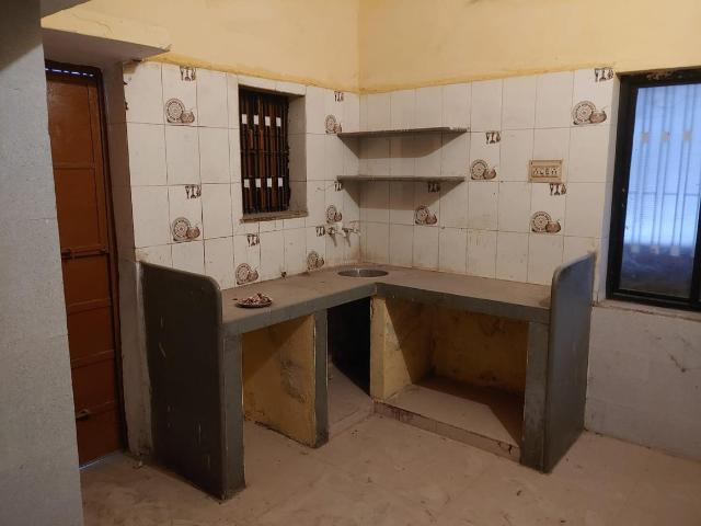 1 BHK Independent House in Chandkheda for rent Ahmedabad. The reference number is 8688060