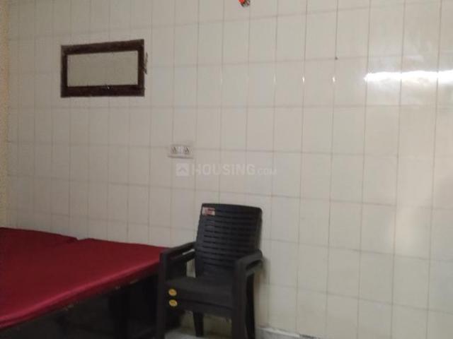 1 BHK Independent House in Chittaranjan Park for rent New Delhi. The reference number is 19692568