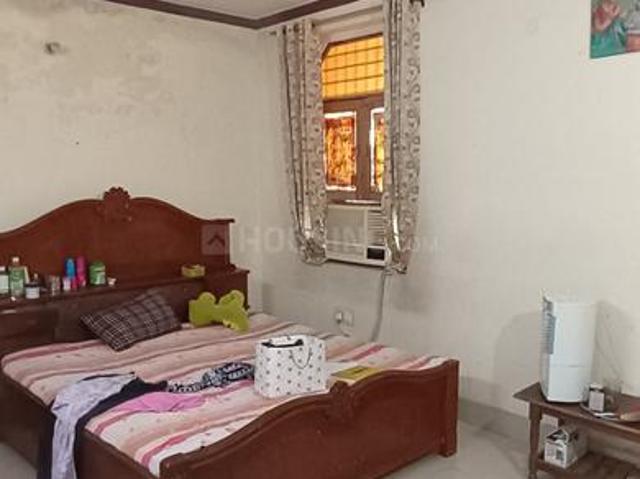 1 BHK Independent House in Darshan Purwa for rent Kanpur. The reference number is 20527155