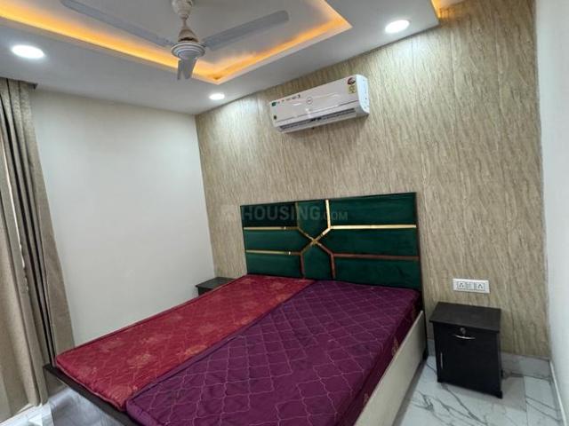 1 BHK Independent House in DLF Phase 3 for rent Gurgaon. The reference number is 20799570