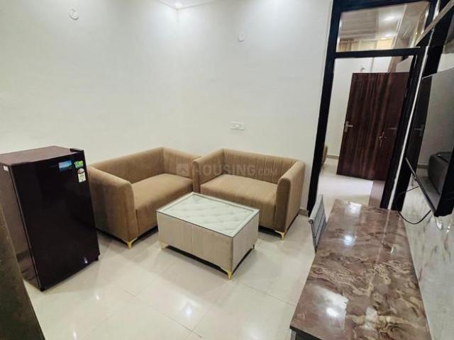 1 BHK Independent House in DLF Phase 3 for rent Gurgaon. The reference number is 21028702